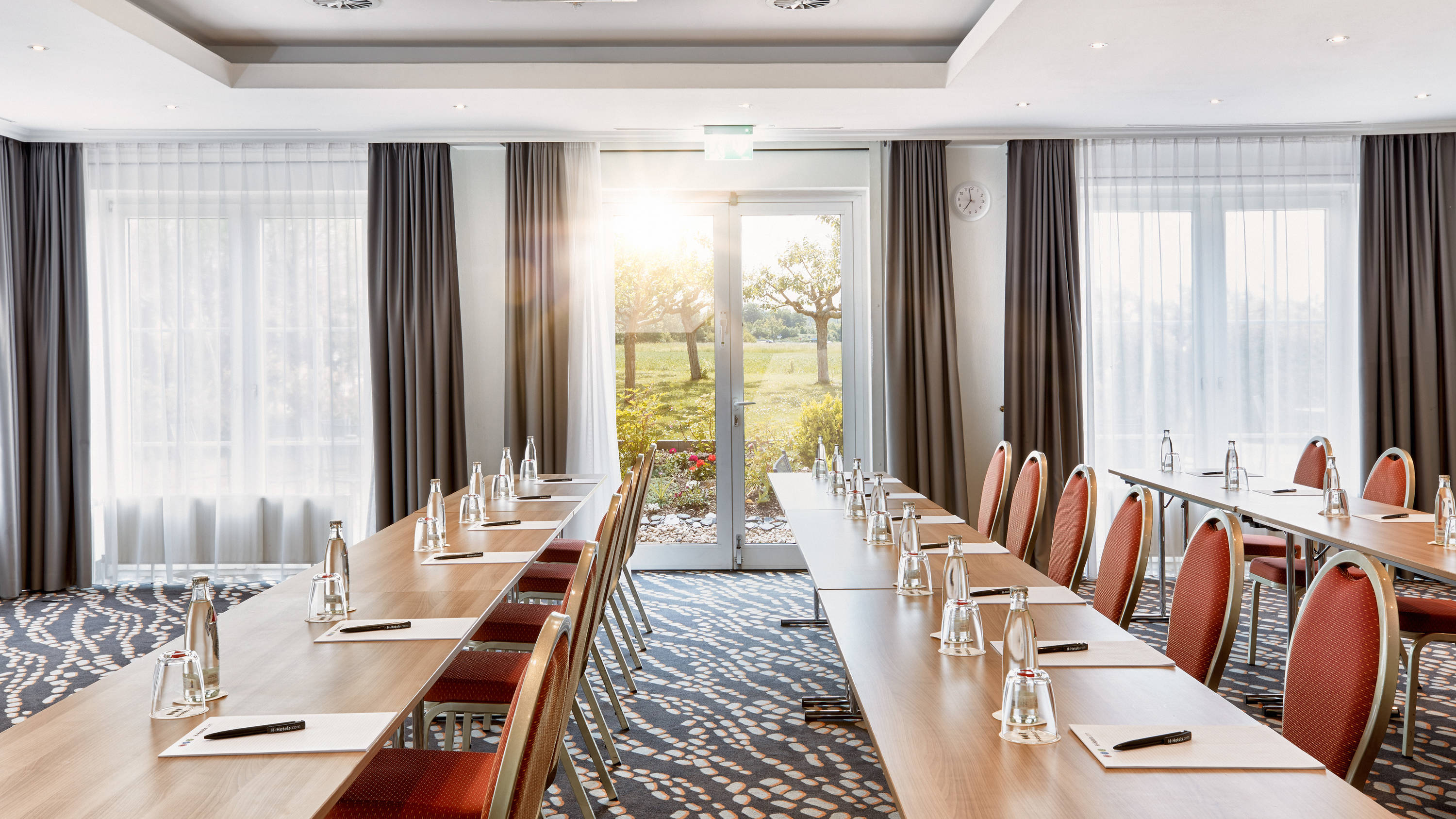 Best in Class Award - H-Hotels.com - LBC Best in Class Award - H-Hotels.com - LBC